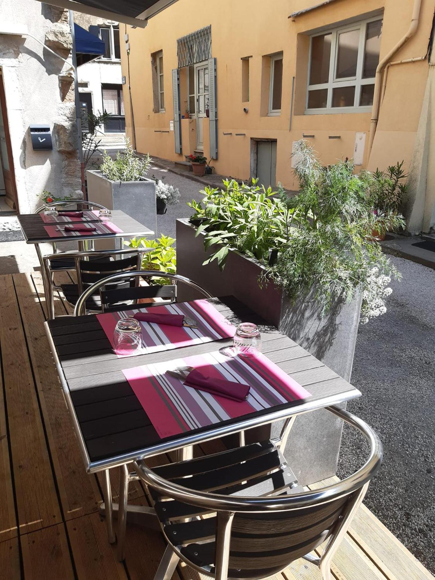 Hotel Restaurant Le Saint Augustin Bagian luar foto